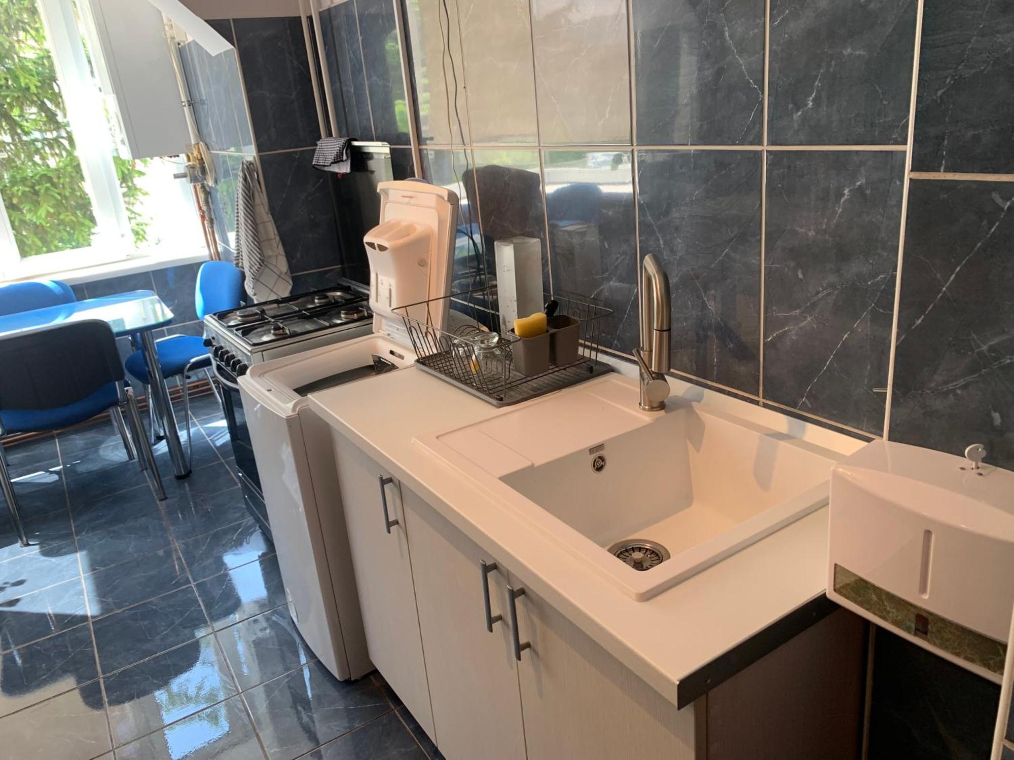 Focus Hun 3 Apartment Миеркуря Чук Екстериор снимка